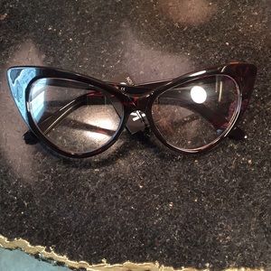 Cat Eye Glasses